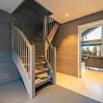 Joerd 8p With Sauna Hot Tub Resort