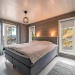 Jörd 8p With Sauna Hot Tub Semesteranläggning (resort)