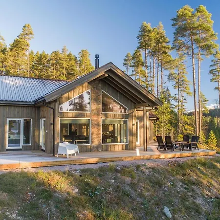 Joerd - 8p - With Sauna & Hot Tub Vradal