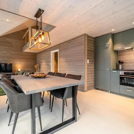 Joerd - 8p - With Sauna & Hot Tub Holiday home Vradal
