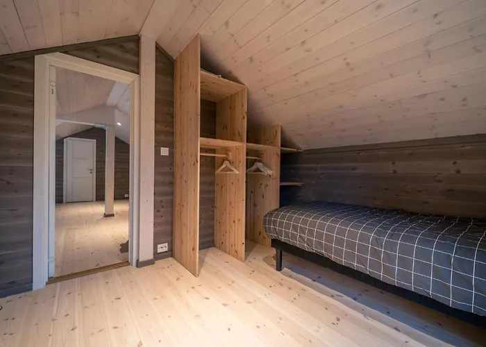 Jörd 8p With Sauna Hot Tub Semesteranläggning (resort) *