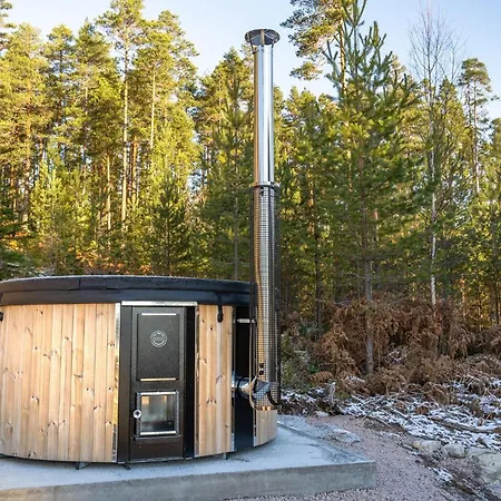 Joerd 8p With Sauna Hot Tub Üdülőközpont Vradal